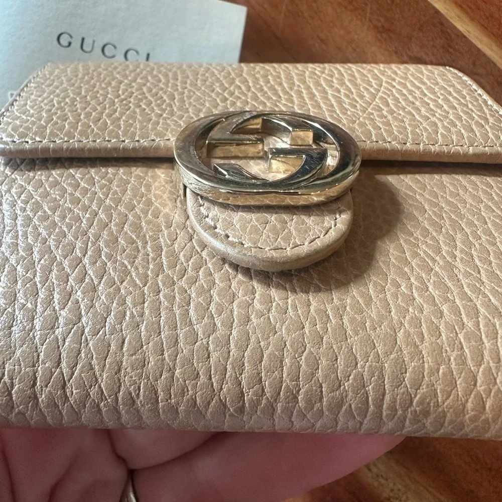 Gucci Beige Trifold Wallet with Gold Accent with gold Chain, Box and Dust Bag